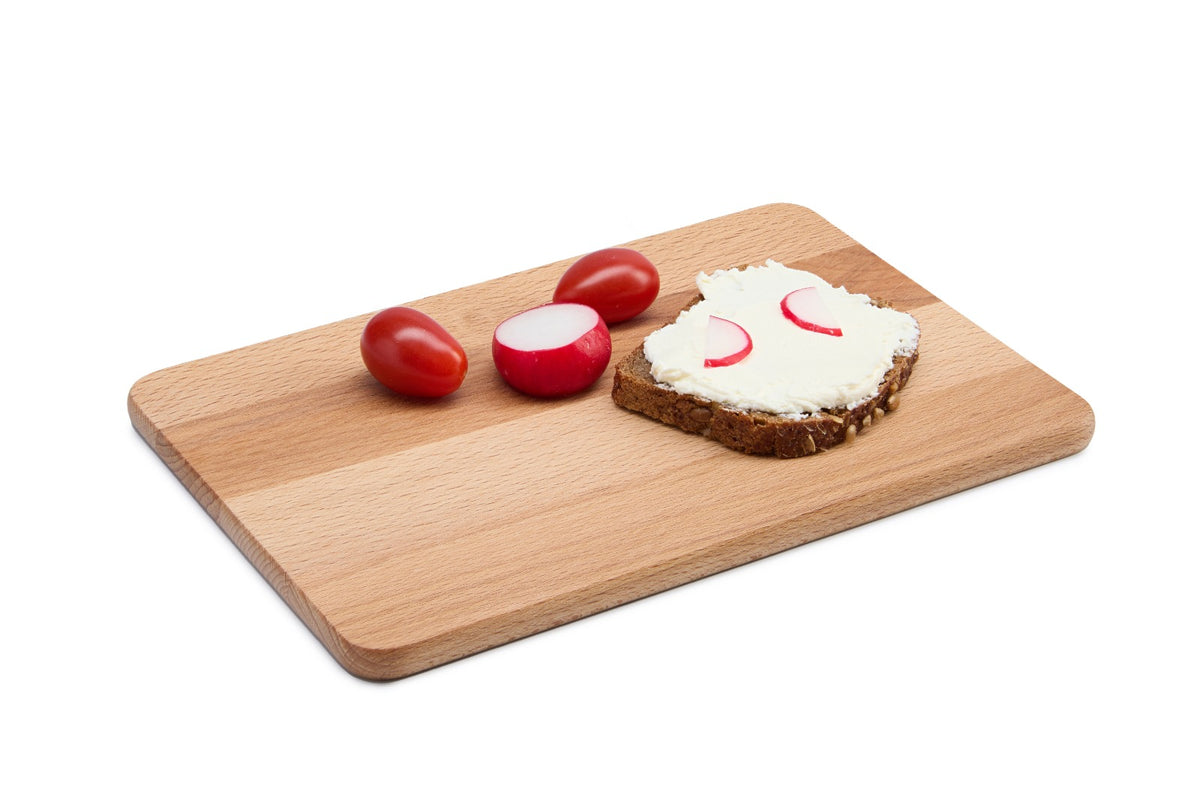 Classic rectangular beech wood breakfast board for slicing bread, cheese and cold cuts. Lightweight, easy to clean and gentle on knives. Made from solid oiled beech. Size: 230 x 150 x 10 mm.