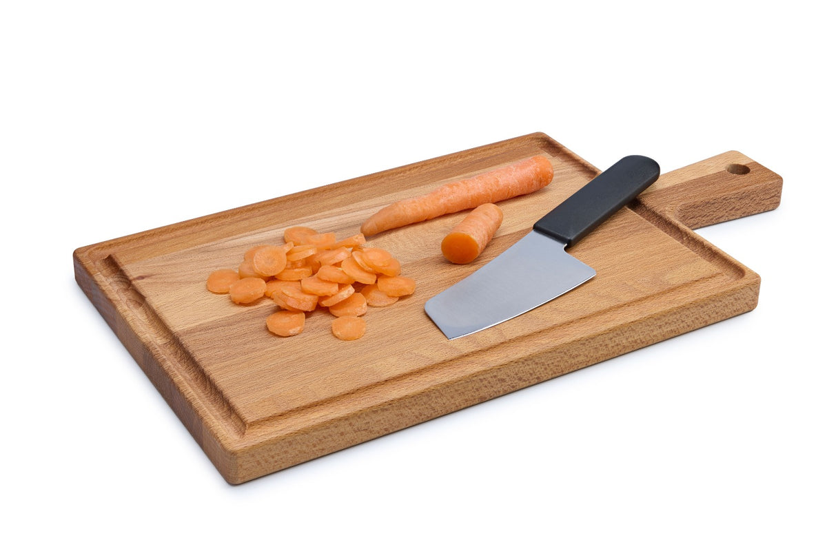 Medium rectangular beech wood cutting board with a juice groove and handle, ideal for meat, vegetables, bread and cheese. Crafted from solid oiled beech for long-lasting everyday use. Size: 370 x 190 x 19 mm.